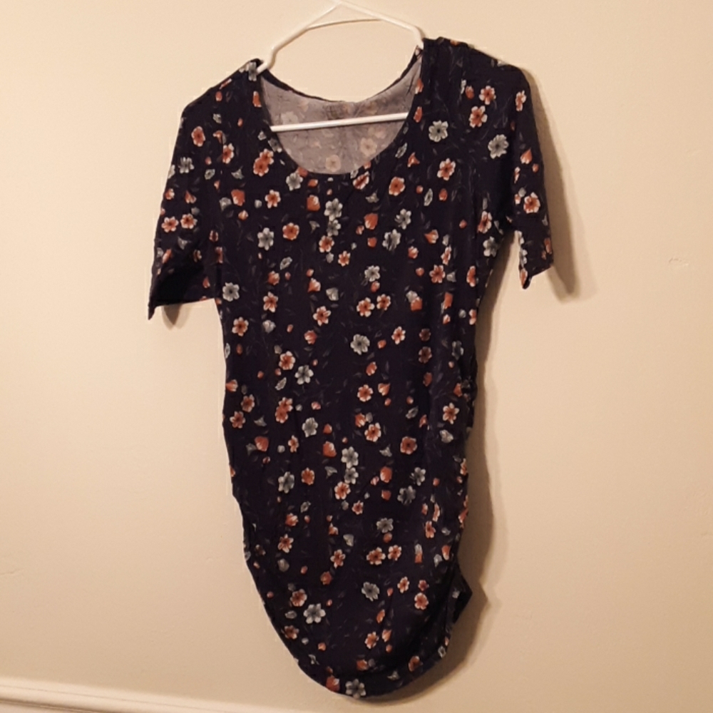 Maternity Rouched side tshirt